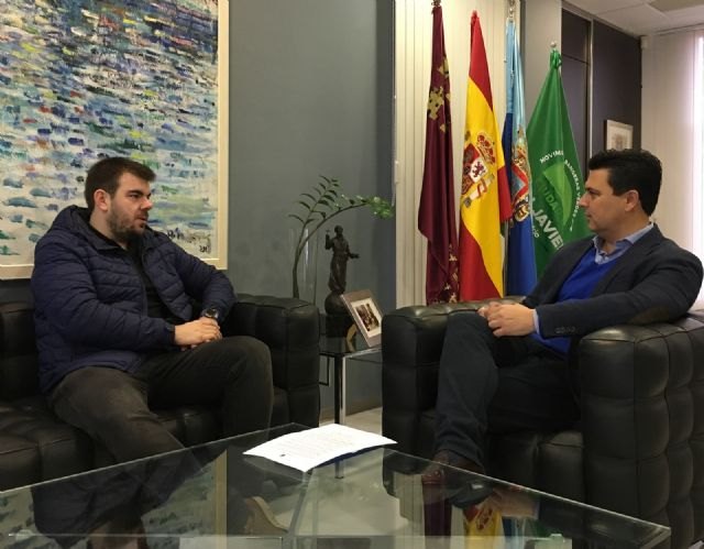 El alcalde recibe al joven cocinero de San Javier , Rubén Escudero, hombre de confianza del prestigioso chef peruano Gastón Acurio - 1, Foto 1