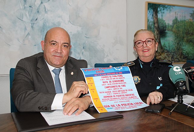 El Día de la Policía homenajeará a los efectivos de emergencias y vecinos que intervinieron en la gota fría - 1, Foto 1