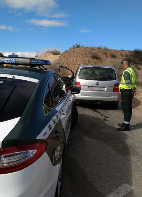 La Guardia Civil detiene en Murcia a un conductor por circular de forma temeraria y bajo la influencia de sustancias tóxicas - 1, Foto 1