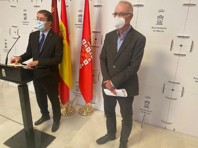 Churra mejora sus instalaciones deportivas con la ampliación y sustitución del césped artificial en el campo de fútbol - 1, Foto 1