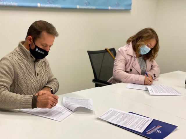 El Ayuntamiento de Torre Pacheco renueva convenio de colaboración con la Federación de Padres y Madres del Municipio de Torre Pacheco - 2, Foto 2