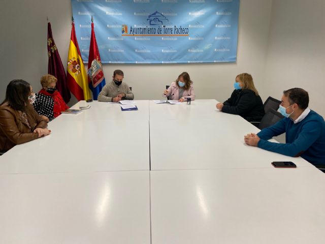 El Ayuntamiento de Torre Pacheco renueva convenio de colaboración con la Federación de Padres y Madres del Municipio de Torre Pacheco - 3, Foto 3