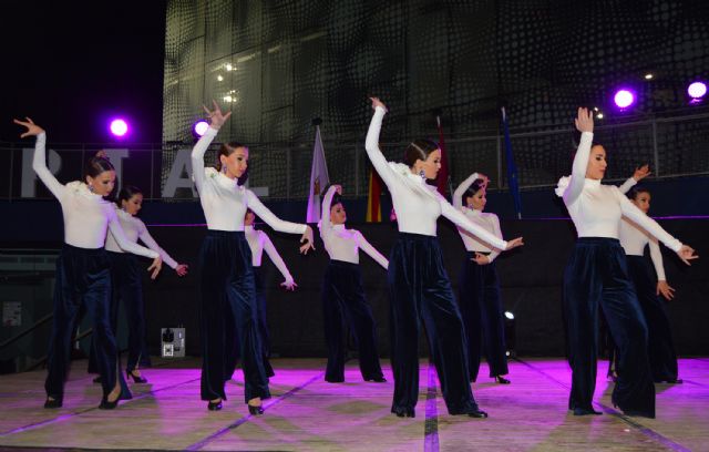 Un año más el encendido de luces marca el inicio de la Navidad en Las Torres de Cotillas - 2, Foto 2