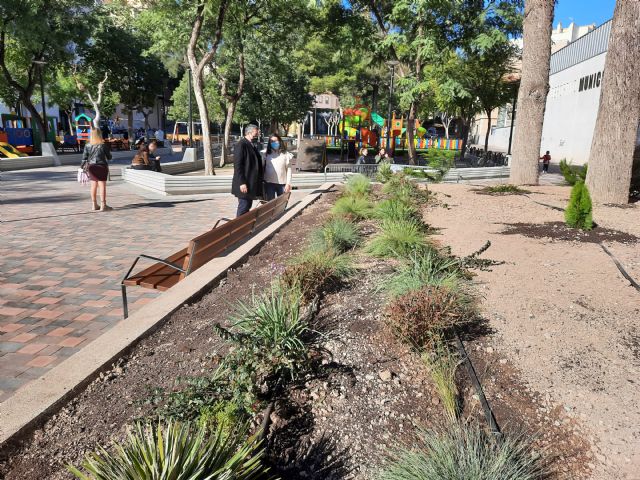 La Plaza de Campoamor vuelve a abrir al público tras las obras de remodelación - 3, Foto 3
