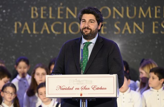 López Miras inaugura el belén de San Esteban y recuerda que esta tradición es murciana por los cuatro costados - 2, Foto 2