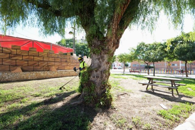Cartagena refuerza el mantenimiento y embellecimiento de sus barrios para mejorar el entorno urbano - 3, Foto 3