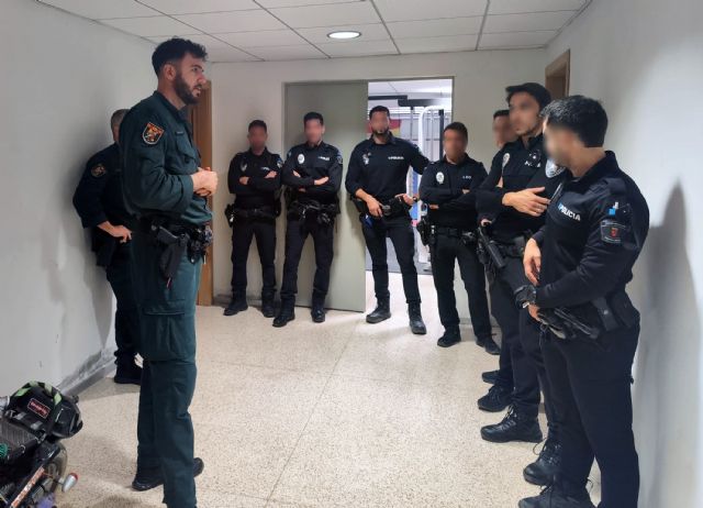 La Guardia Civil lleva a cabo unas jornadas de intervención policial a la Policía Local de Torre Pacheco - 3, Foto 3