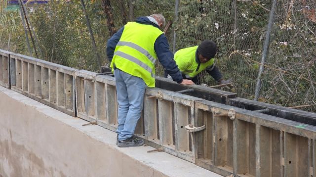 El Ayuntamiento destina más de 115.000€ para la renovación de cimbrado y acera en la calle Mayor de El Esparragal - 4, Foto 4
