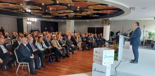 El Gobierno regional destaca el papel estratégico de la industria alimentaria en la descarbonización y el crecimiento económico - 2, Foto 2