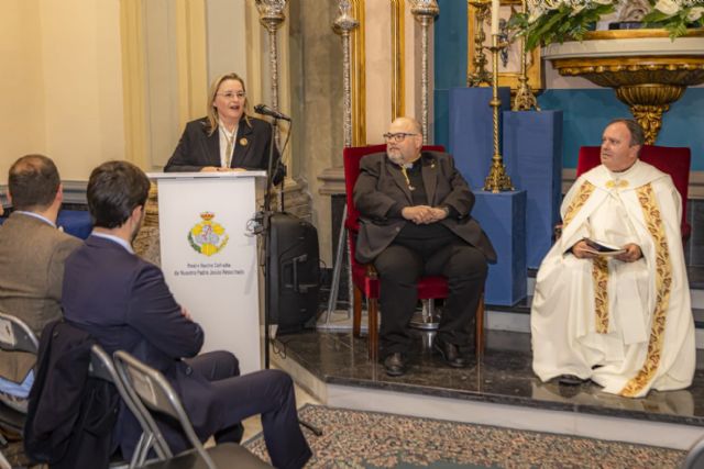 La Cofradía del Resucitado celebra el acto de toma de posesión de su Hermana Mayor, el capellán y la nueva Junta de Mesa - 4, Foto 4