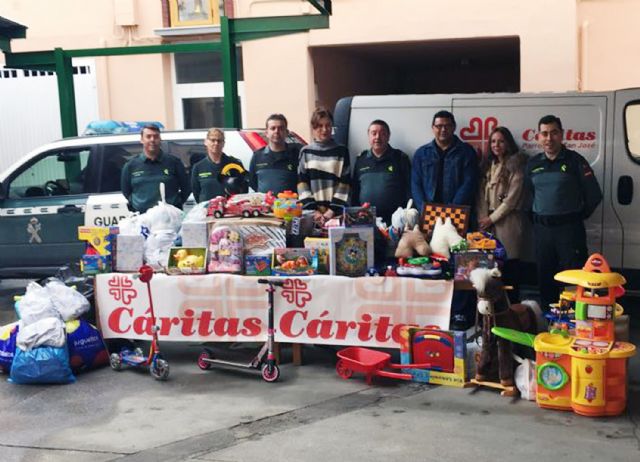 La Guardia Civil ha desarrollado una campaña solidaria en favor de Cáritas - 1, Foto 1