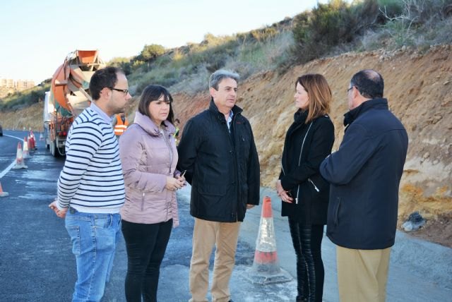 Las obras de refuerzo de firme de la carretera que une Águilas con el límite de la provincia de Almería mejorarán la seguridad vial - 1, Foto 1