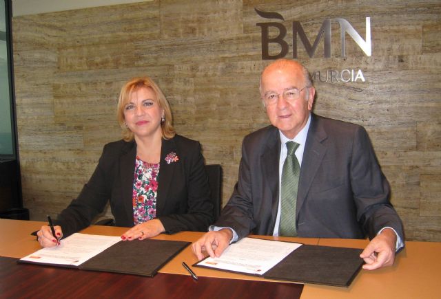 Más de 2.500 personas mayores han participado en los cursos de la Consejería de Familia para incorporarse a la Sociedad de la Información - 1, Foto 1