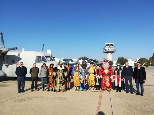 Cientos de niños reciben a los Reyes Magos en Alcantarilla - 1, Foto 1