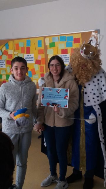 Los Reyes Magos visitaron la Escuela de Navidad de D´Genes en su jornada de clausura, Foto 6