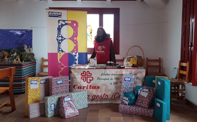 Ajusa reparte ilusión entre los niños del programa de Infancia de Cáritas Albacete - 3, Foto 3
