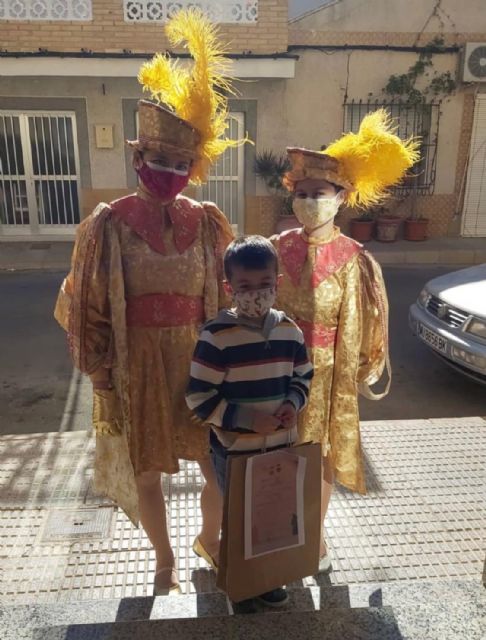 Los Pajes Reales reparten ilusión a casi un millar de niños pinatarenses - 4, Foto 4