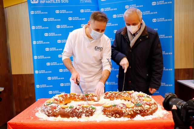 El Roscón de Reyes de Aldeas Infantiles SOS abandona la madrileña Puerta del Sol y se reparte entre los niños y las niñas más vulnerables - 1, Foto 1