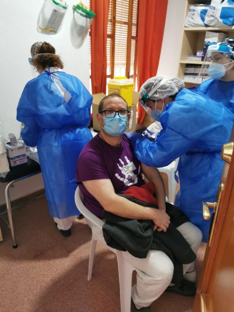 Vacunación frente a la Covid-19 en la Residencia de Prometeo - 1, Foto 1