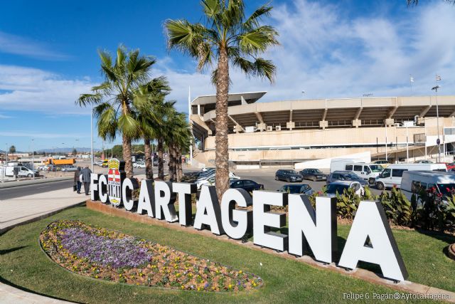 Policía Local desviará el tráfico por la Avenida del Cantón tras el partido del Cartagena contra el Valencia - 1, Foto 1