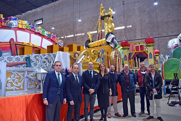 Los Artesanos hispalense presentó su carroza para la Cabalgata de Reyes de Sevilla - 4, Foto 4