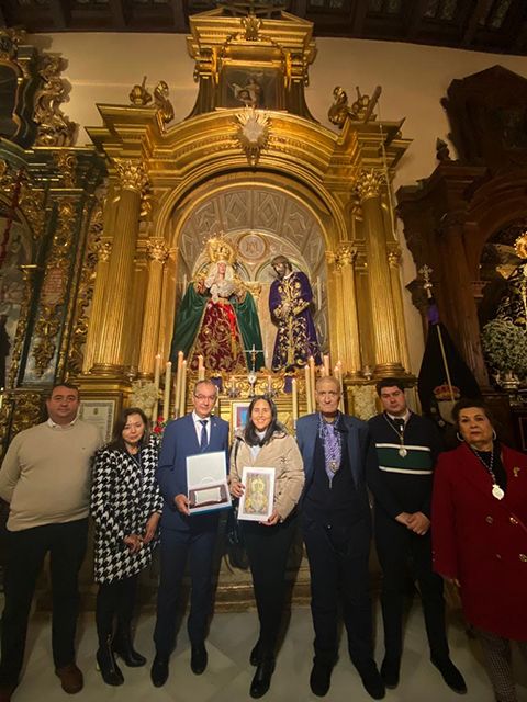 La Corporación nazarena de Alcalá del Río como organismo publico a la defensa de la infancia a homenajeado a la Fundación “TAS” - 1, Foto 1