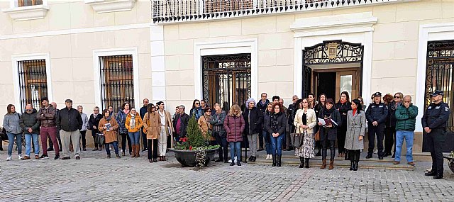 Concentración de repulsa por el intento de asesinato en Cieza (Murcia) - 1, Foto 1