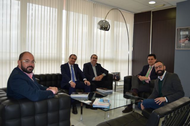 Ayuntamiento y Sardineros ultiman detalles para la llegada  de la Sardina, por mar,  al municipio - 1, Foto 1