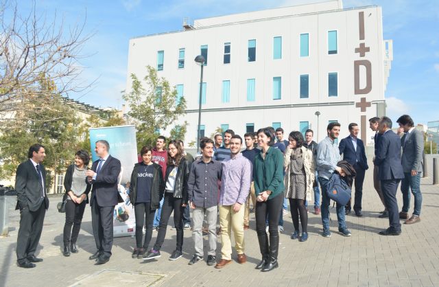 La Cátedra de Telefónica beca con 3.000 euros a 16 estudiantes de la Politécnica de Cartagena - 2, Foto 2
