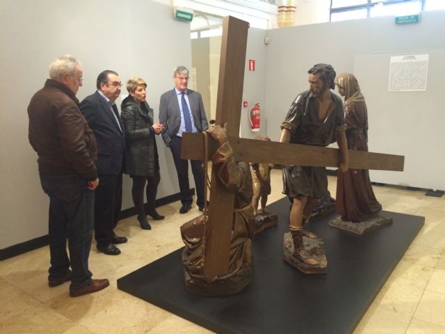 Noelia Arroyo visita a la exposición Lazos de Sangre - 2, Foto 2