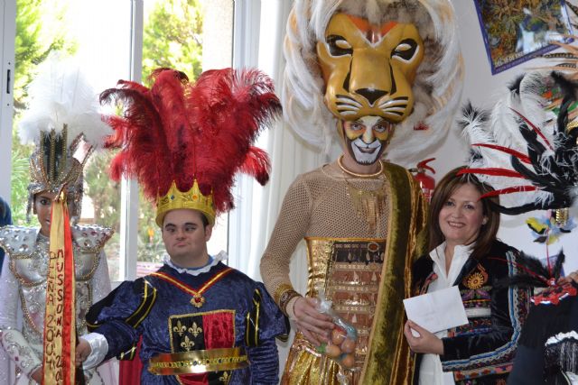 Los personajes del Carnaval reciben sus armas en el Centro Ocupacional Urci - 2, Foto 2