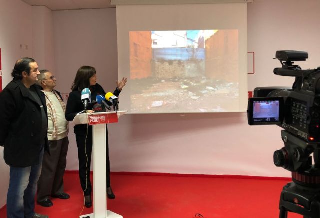 El PSOE denuncia que el PP ha sumido al barrio de San Pedro en un estado tercermundista - 1, Foto 1