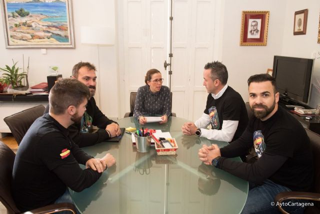 La alcaldesa de Cartagena da su apoyo a la Policia Nacional y Guardia Civil para la equiparacion salarial - 1, Foto 1