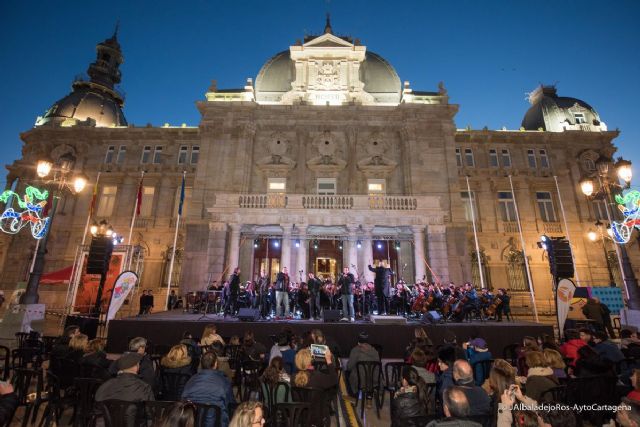 Artistas de la cultura urbana y la orquesta del Conservatorio de Musica de Cartagena se fusionaron en el Rap Sinfonico 2018 - 1, Foto 1