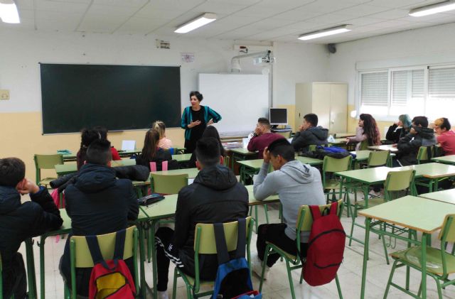 La Concejalía de Juventud desarrolla un programa de educación afectivo-sexual en los centros de Secundaria del municipio - 2, Foto 2