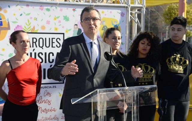 Yoga, danzas urbanas, ejercicios para embarazadas y actividades saludables llenarán de vida los parques murcianos - 2, Foto 2