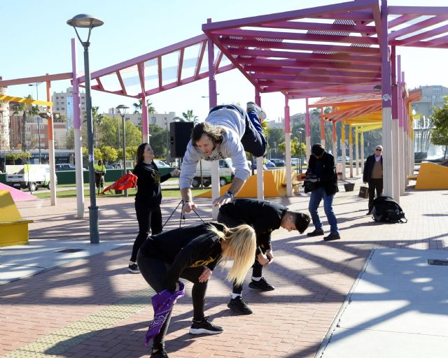 Yoga, danzas urbanas, ejercicios para embarazadas y actividades saludables llenarán de vida los parques murcianos - 3, Foto 3