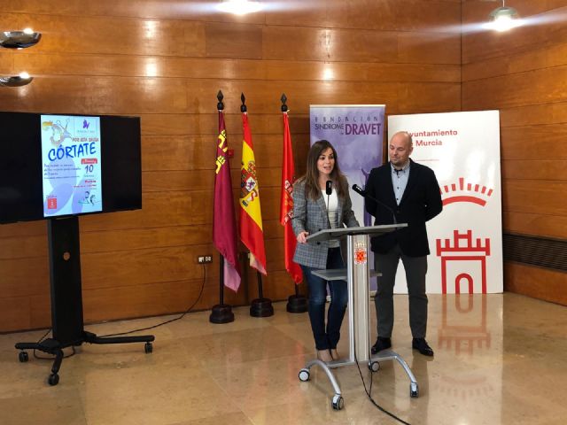 Más de 50 profesionales de toda España cortarán el pelo el domingo en Murcia a favor de la Fundación Síndrome de Dravet - 3, Foto 3