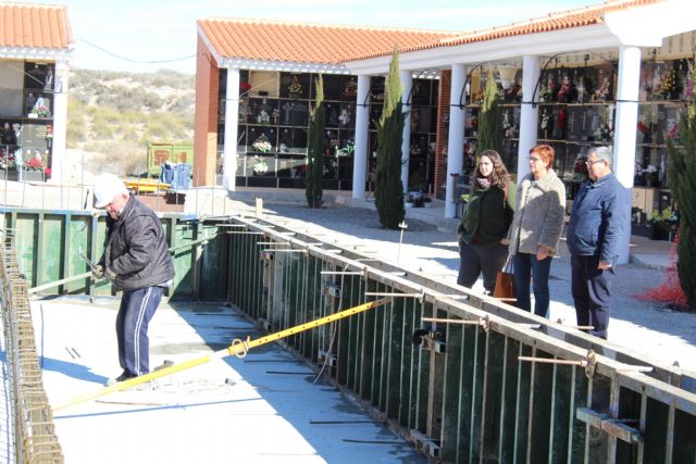 Comienzan las obras para la construcción de 288 nuevos nichos y 72 fosas en el Cementerio - 1, Foto 1