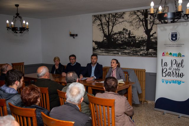 Más de un centenar de vecinos del barrio de Extremadura inicia los encuentros vecinales, comunicando al Ayuntamiento sus propuestas de mejora - 1, Foto 1