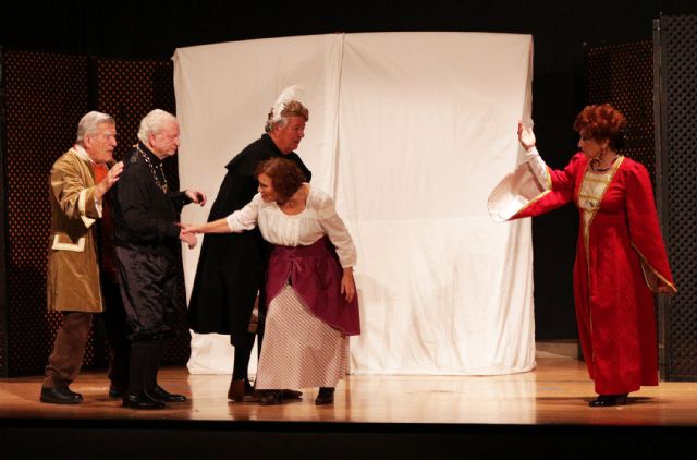 Una noche teatral De celos y cuernos… de la mano de la asociación universitaria Rector Sabater - 2, Foto 2