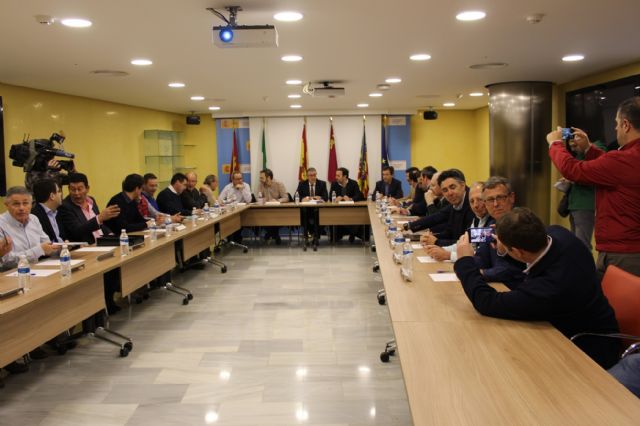 Mario Urrea preside la reunión de coordinación entre administraciones - 1, Foto 1