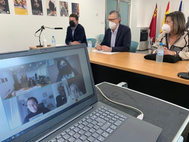 El consejero de Salud se reúne con la Federación de Salud Mental de la Región de Murcia y con la Asociación Española contra el Cáncer - 2, Foto 2