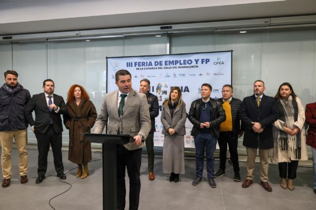 Fulgencio Gil inaugura la Feria de Empleo y Formación Profesional en la que participan más de 1.500 alumnos de la comarca - 3, Foto 3