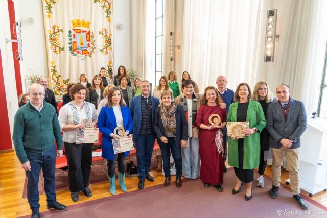 Comercio premia a los mejores escaparates navideños de las últimas fiestas en Cartagena - 1, Foto 1