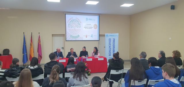 400 alumnos participan en las charlas y visitas del programa ´Empresafamiliar en las aulas´ - 1, Foto 1