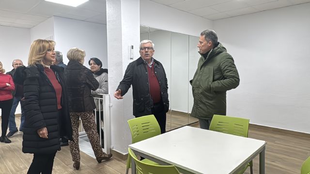 El Gobierno de Lorca invierte más de 10.000 euros en reformar el local de la Asociación de Vecinos del barrio de Beltrán - 4, Foto 4