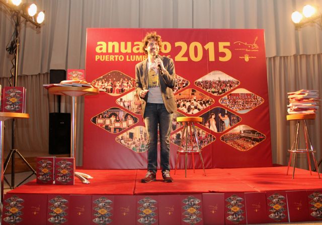 Puerto Lumbreras presenta su Anuario 2015 con un espectáculo de humor a cargo del monologuista murciano Pedro Santomera - 2, Foto 2