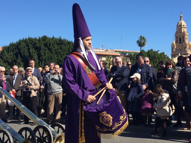 Bocinas, tambores y heraldos anuncian a los murcianos la llegada de la Semana Santa - 2, Foto 2