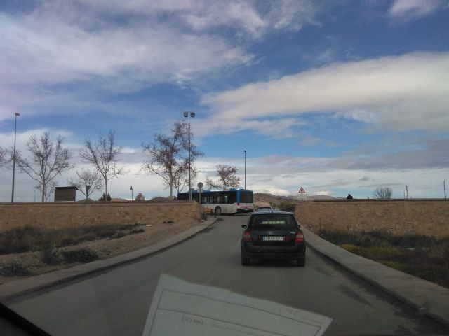 El PSOE denuncia la pasividad e incapacidad del PP para renovar y modernizar el transporte urbano, que lo ha convertido en un servicio fantasma - 2, Foto 2